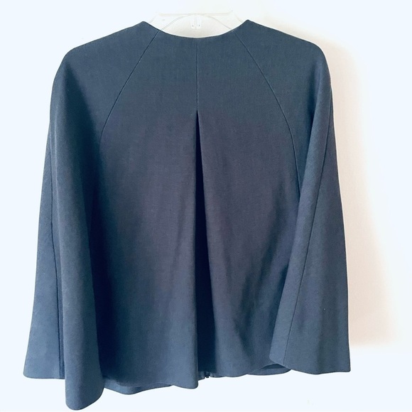 ✨ Halogen Cape Jacket – Elegant A-Line Zip-Up in Dark Gray, Size S - Picture 3 of 9